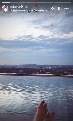 Sonakshi-Zaheer Honeymoon Pics: शादी के बाद पति जहीर संग रोमांटिक हनीमून पर निकलीं सोनाक्षी सिन्हा, पूल में न्यूली वेड कपल ने दिए ऐसे-ऐसे पोज