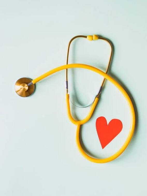 हेल्दी हार्ट के लिए इन जूसों का सेवन करें