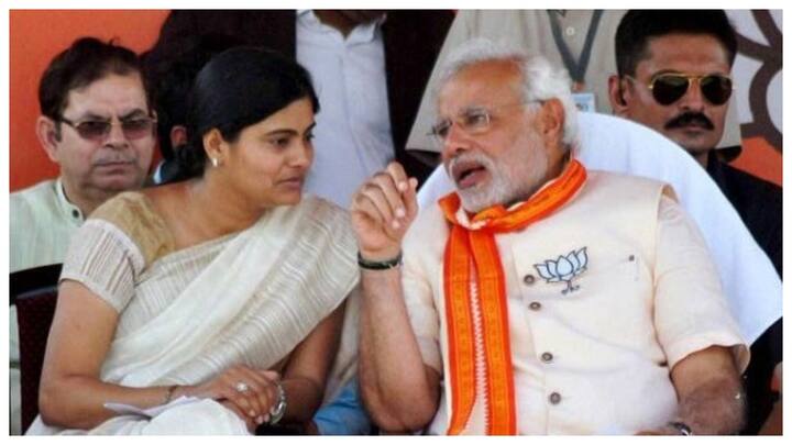 अनुप्रिया पटेल की पार्टी का भी प्रदर्शन इस बार लोकसभा चुनाव में कुछ खास नहीं रहा था. ऐसे में पिछड़ों के मुद्दे उठाकर अपनी ही सरकार को घेरने के पीछे की मंशा के भी कई मायने निकाले जा रहे हैं.