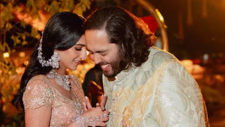 Ambani Wedding: উৎসবমুখর হতে চলেছে মায়ানগরী। অনন্ত-রাধিকার বিয়েতে উড়ে আসছেন হলিউড তারকারা। ফাইল চিত্র।