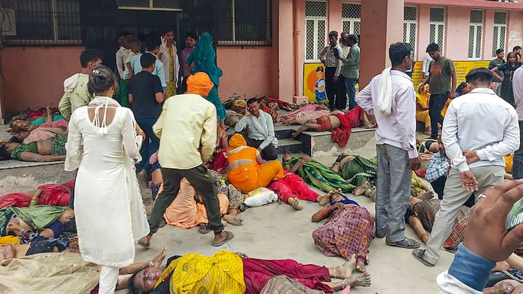 Uttar Pradesh Stampede At Bhole Baba Satsang In Hathras Claims 23 Lives UP News Uttar Pradesh: Death Toll In Stampede At Bhole Baba Satsang In Hathras Reaches 116, Helpline Numbers Issued