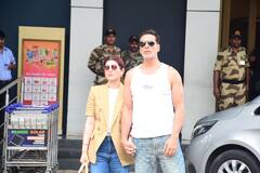 Akshay-Twinkle Photos: पत्नी ट्विंकल संग एयरपोर्ट पर फंकी लुक में स्पॉट हुए अक्षय कुमार, हाथों में हाथ थामकर दिए पोज