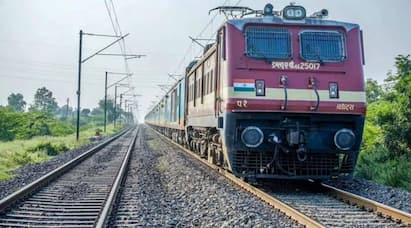 railway Special train from Tirunelveli to Kolkata with unreserved coaches Railway முன்பதிவு இல்லாத ரயில் பெட்டிகளுடன் திருநெல்வேலியில் இருந்து  கொல்கத்தாவுக்கு சிறப்பு ரயில் !