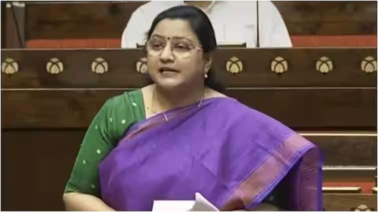 parliament session 2024 dmk mp kanimozhi hits out bjp in rajya sabha said ab ki baar choco bar read full article in Gujarati Parliament Session 2024: 'અબકી બાર ચોકોબાર સરકાર' DMK સાંસદ કનીમોઝીએ રાજ્યસભામાં ભાજપના નારાની ઉડાવી મજાક, જાણો બીજું શું કહ્યું?