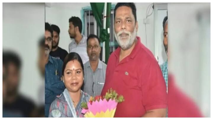 पप्पू यादव और बीमा भारत के बीच रविवार को पटना में मुलाकात हुई थी. इसके बाद से कयास लगाए जा रहे हैं कि वो रूपौली विधानसभा के उपचुनाव में बीमा भारती को समर्थन दे सकते हैं.