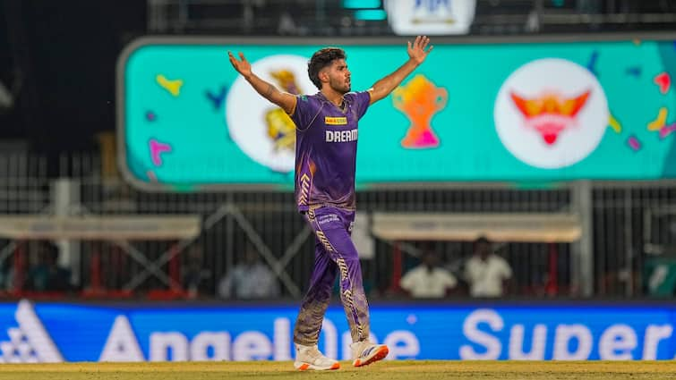 Sai Sudharsan Jitesh Sharma and Harshit Rana added to Indian squad for first t20 T20I against Zimbabwe IND vs ZIM IND vs ZIM: इन 3 IPL स्टार्स की चमकी किस्मत, ज़िम्बाब्वे दौरे पर टीम इंडिया में मिली जगह; अपडेट हुआ स्क्वॉड