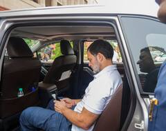 Rahul Gandhi: 'धुलाई' के बाद बालक नाराज हो 'नानी' घर न चला जाए- राहुल गांधी पर आचार्य प्रमोद का तंज, लोग बोले- आपकी तरह तो...