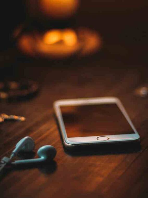 ईयरफोन की आवाज बाहर क्यों नहीं सुनाई देती