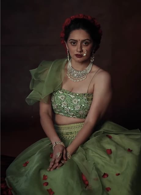 नुकतच श्रृतीने सोशल मीडियावर शेअर केलेल्या फोटोंची बरीच चर्चा सुरु आहे.