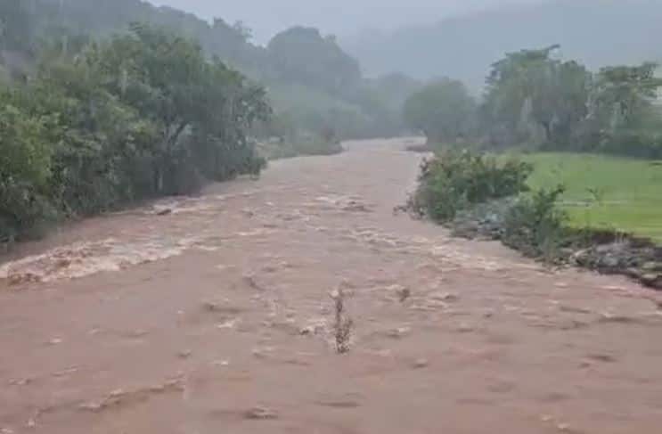 Heavy rain in Satara increase in water storage of Koyna Dam Mahabaleshwar pune rain news  साताऱ्यात जोरदार पाऊस, कोयना धरणाच्या पाणीसाठ्यात वाढ, तर पुण्यात तब्बल 21 दिवसानंतर पावसाची हजेरी