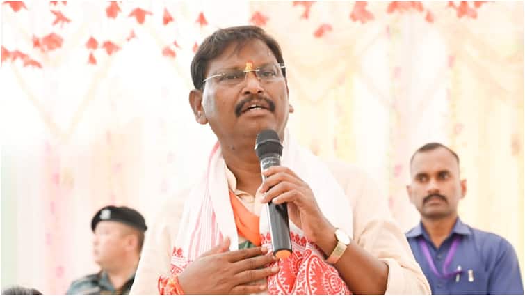 Jharkhand Assembly Election 2024 BJP arjun munda geeta kora babulal marandi to contest vidhan Sabha Chunav Jharkhand Election 2024: झारखंड में आदिवासी वोटों पर BJP की खास नजर, अर्जुन मुंडा समेत ये बड़े नेता लड़ेंगे विधानसभा चुनाव