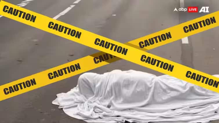 Noida Road Accident Delhi Police female constable died in Road Accident ANN Noida: नोएडा में रोड एक्सीडेंट में दिल्ली पुलिस की महिला सिपाही की मौत, कैंटर ने मार दी थी टक्कर
