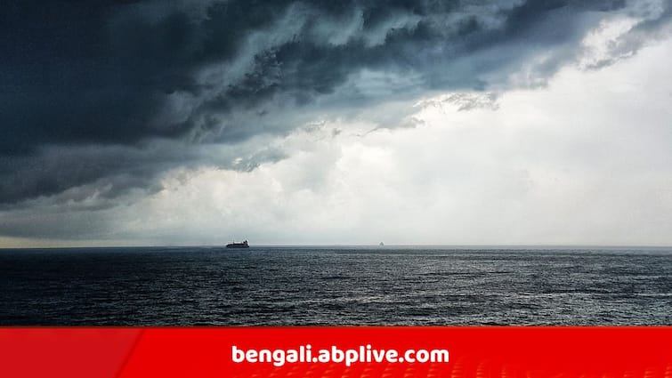 West Bengal News Live Update Weather Report 3 July 6 Districts On Rain Alert West Bengal Weather : কালো মেঘে ঢাকল আকাশ, পূর্বাভাস মতো তুমুল বৃষ্টি আসছে ৬ জেলায়, তালিকায় আপনার জেলাও?