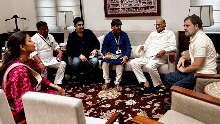 Rahul Gandhi Meets Sharad Pawar In Delhi With MVA India Alliance Leaders Maharashtra Assembly Election 2024 शरद पवार ने की राहुल गांधी से मुलाकात, महाराष्ट्र विधानसभा चुनाव से पहले क्या हैं इसके मायने?