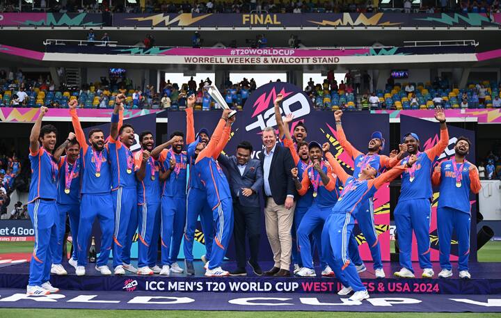 टीम इंडियाने 29 जून 2024 रोजी दक्षिण आफ्रिकेचा पराभव करुन टी-20 विश्वचषकावर आपले नाव कोरले. 2013 नंतर टीम इंडियाने आयसीसी ट्रॉफी जिंकली.