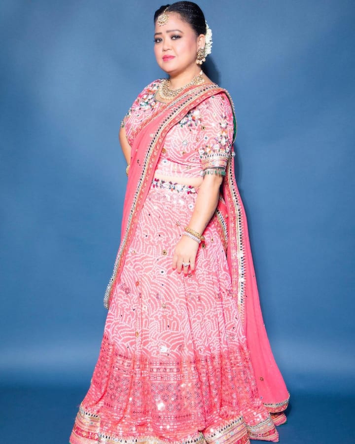 Bharti Singh has achieved success on the basis of her hard work. Bharti has become a millionaire with her comedy and lives a luxurious life. Born in Amritsar, Bharti needs no introduction today.
