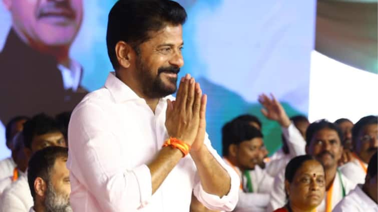 Revanth Reddy Accepts Andhra Pradesh CM's Invitation To Reconcile Bifurcation Issues Revanth Reddy Accepts Andhra Pradesh CM's Invitation To Reconcile Bifurcation Issues