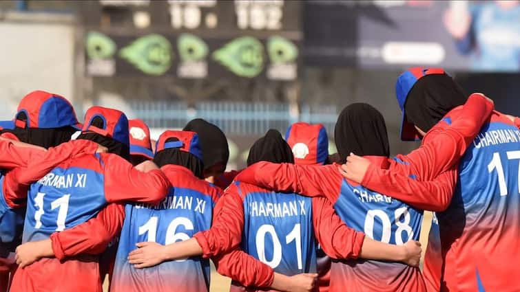 Afghanistan women request ICC to help set up a refugee team in Australia Afghanistan Cricket: సత్తా చాటుతాం, సాయం అందించరూ, ఐసీసీకి లేఖ రాసిన అఫ్గాన్‌ వుమెన్స్ టీం