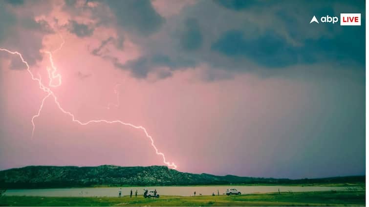 Can a person life be saved after being struck by lightning fact science आसमानी बिजली गिरने के बाद क्या बच सकती है इंसान की जान?