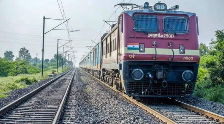 Chennai Egmore to Tirunelveli Special Train Service Extended Southern Railway TNN Egmore-Nellai Special Train: எழும்பூர் - நெல்லை வாராந்திர சிறப்பு ரயில் சேவை நீட்டிப்பு - தெற்கு ரயில்வே அறிவிப்பு