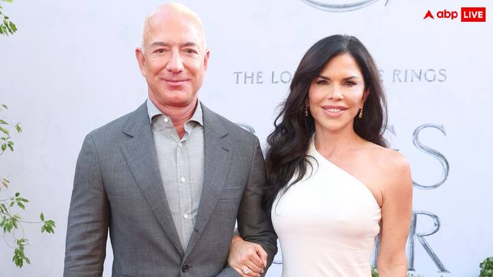 जेफ बेजोस ने एक इंटरव्यू में अपनी 8 घंटे की नींद के बारे में भी बताया और बताया कि इसका क्या महत्व है.जेफ बेजोस के अनुसार 8 घंटे की नींद उन्हें ज्यादा ऊर्जा देती है. इससे उनका मूड भी बेहतर रहता है.