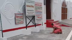 Hathras: ભોલે બાબાનો રહસ્યલોક, કિલ્લા જેવા આશ્રમમાં ચાલે છે ખુદના નિયમો, ફોન કે ફોટા પાડનાની પણ સખ્ત મનાઇ