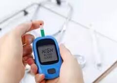 ਇੰਸੁਲਿਨ ਅਤੇ ਦਵਾਈ ਤੋਂ ਵੀ ਤੇਜ਼ੀ ਨਾਲ ਕੰਟਰੋਲ ਹੋਵੇਗੀ ਸ਼ੂਗਰ, ਬਿਨਾਂ ਛਿਲਕਾ ਉਤਾਰਿਆਂ ਖਾਓ ਆਹ ਪੰਜ ਫਲ