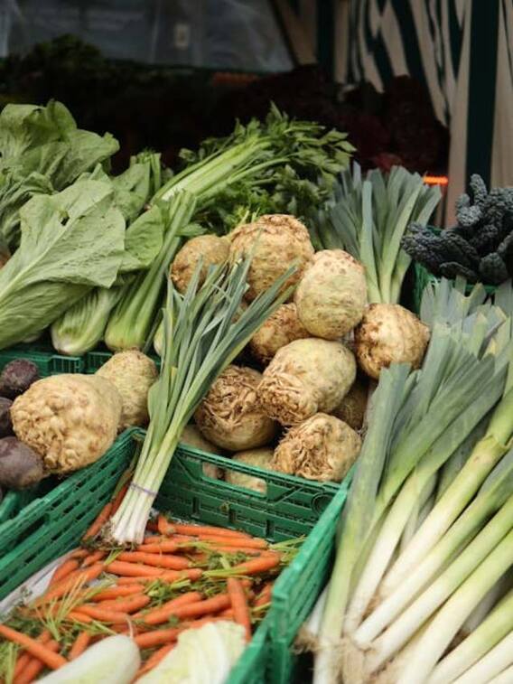 बरसात के मौसम में क्यों महंगी हो जाती है सब्जी?