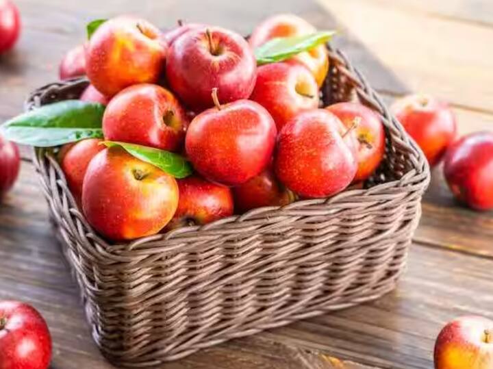 Apple: Apple can keep you away from doctors and medicines. If you eat apple with its peel, you get plenty of fiber called pectin, which controls the blood sugar level.