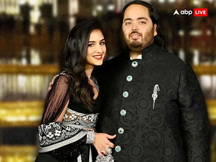 शादी-विवाह में कई तरह की रस्में होती हैं. देश के बड़े उद्योगपति मुकेश अंबानी (Mukesh Ambani) के बेटे अनंत अंबानी राधिका मर्चेंट के साथ 12 जुलाई को विवाह के बंधन में बंधने जा रहे हैं. इससे पहले एंटीलिया (Antilia) में विवाह की रस्में शुरू हो चुकी हैं.