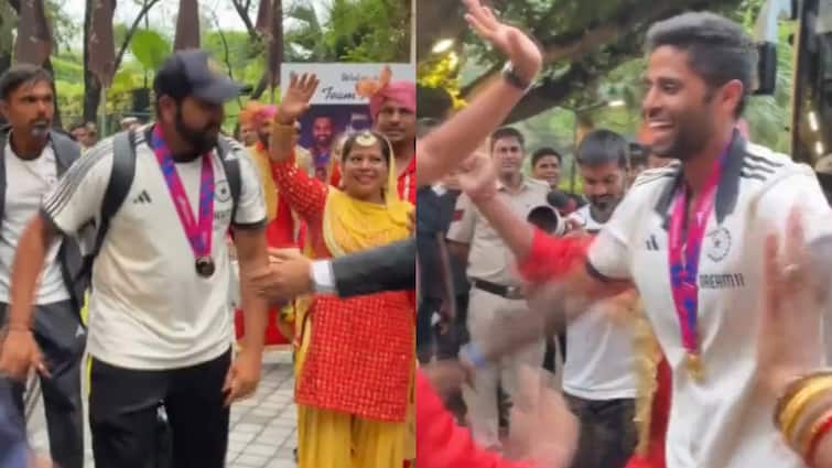 Indian cricket team captain Rohit Sharma and Suryakumar Yadav dancing after they reached hotel in Delhi watch video Watch: जश्न में डूबी टीम इंडिया, रोहित शर्मा और सूर्यकुमार यादव समेत इन खिलाड़ियों ने जमकर किया डांस