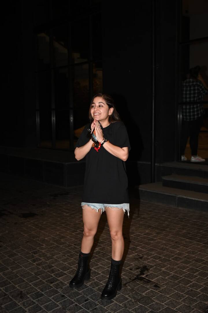Shweta Tripathi looked great in a black outfit