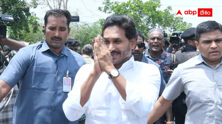 Jagan is still unable to digest the defeat Jagan  dull strategy :  ఓటమి నిర్వేదంలోనే వైసీపీ అధినేత - పార్టీ నేతలకు ధైర్యం చెప్పలేకపోతున్నారా ?