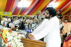 ना लेंगे सैलरी, ना उठाएंगे विशेष सुविधाओं का फायदा! डिप्टी सीएम पवन कल्याण ने क्यों लिया ऐसा फैसला?