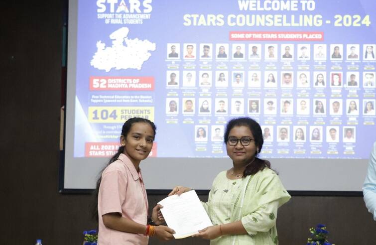 VIT Bhopal University STARS Scheme Counselling free higher education உணவு, உறைவிடத்தோடு இலவசக் கல்வி; விஐடி பல்கலைக்கழகத்தில் மாணவர் சேர்க்கை தொடக்கம்