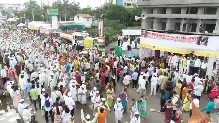 अवघड दिवे घाट ओलांडून संत श्रेष्ठ माऊली महाराजांचा पालखी सोहळा  दोन दिवस सासवड मुक्कामी होता.