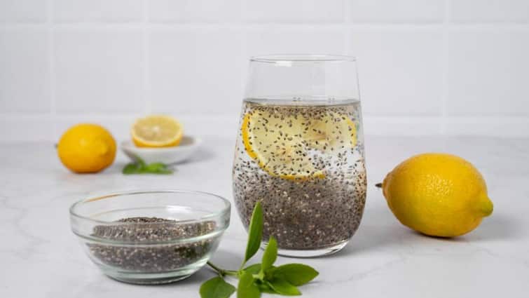 Should you not drink water after eating chia seeds?