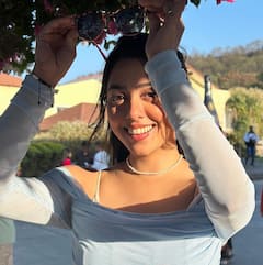 डेट नाइट पर मंगेतर संग रोमांटिक हुई 'तारक मेहता...' की सोनू, एक्ट्रेस Jheel Mehta ने शेयर की कोजी फोटोज