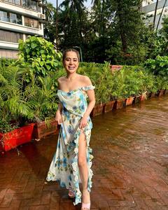 कपड़ों की वजह से लोगों ने किए भद्दे कमेंट, बिग बॉस ओटीटी फेम एक्ट्रेस का छलका दर्द, बोलीं- 'लोग सोचते है मैं किसी के साथ भी सो जाऊंगी...'