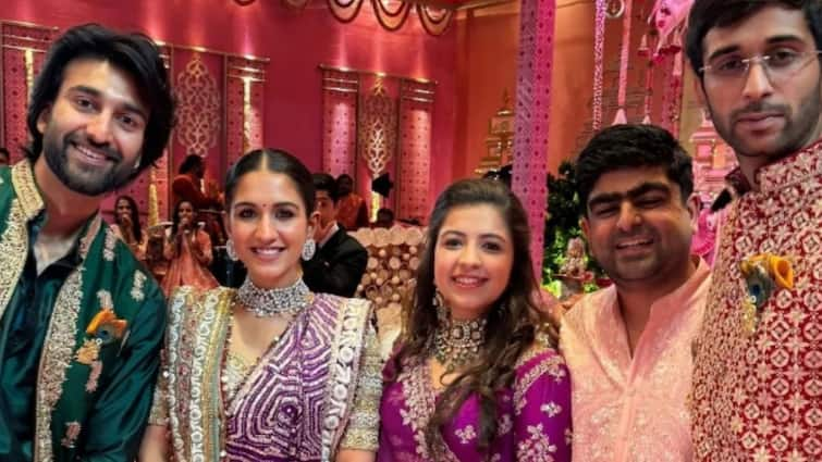 Anant Ambani Radhika Merchant Wedding: Radhika Merchant’s Dandiya Night Lehenga Leaves Everyone In Awe Radhika Merchant’s Dandiya Night Lehenga Leaves Everyone In Awe: Take A Look