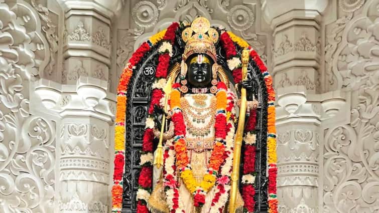 राम भक्तों के लिए खुशखबरी, अब श्रद्धालु मंदिर में रामलला के साथ ले सकेंगे सेल्फी
