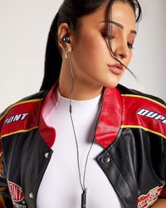 Shruti Haasan: ఇది 2024 అమ్మాయిలను ఇలాంటి క్వశ్చన్స్ అడగడం మానేయండి.. స్వీట్ వార్నింగ్ ఇచ్చిన శ్రుతిహాసన్ !