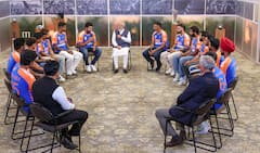 Narendra Modi News: ऐसा क्या हुआ जो प्रधानमंत्री नरेंद्र मोदी ने नहीं छुई टी-20 वर्ल्ड चैंपियंस की ट्रॉफी? जानिए