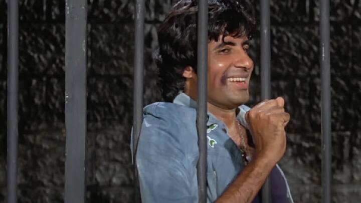 दरम्यान, डायलॉग, गाणं, जुन्या खेळाडूंची आठवण आणि मुंबईचं क्रिकेट सांगत मुख्यमंत्र्यांनी चौफेर फटकेबाजी केली