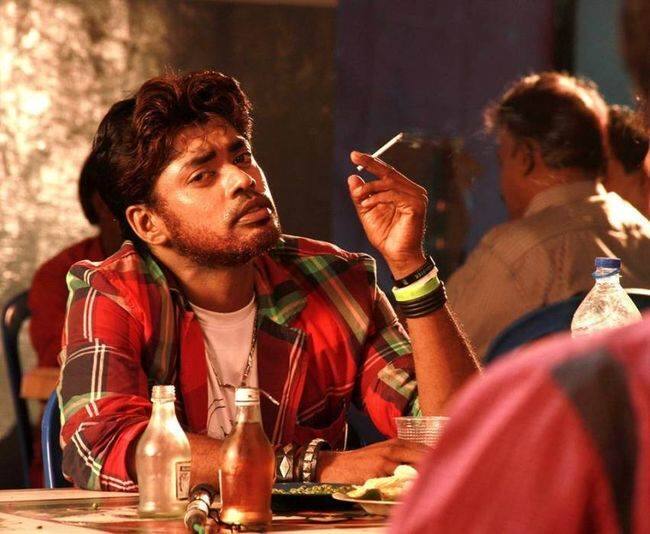 ஆ எனும் படத்தின் மூலம் கோலிவுட்டில் நடன இயக்குநராக அறிமுகமானார். வாலு, கெத்து, ஜித்தன் 2, சண்டக்கோழி 2, பரியேறும் பெருமாள் உள்ளிட்ட படங்களுக்கும் கோரியோகிராப் செய்தார். பிக்பாஸ் நிகழ்ச்சி இவரை மேலும் பிரபலமாக்கியது. கடந்தாண்டு வெளியான விஜய்யின் லியோவிலும் ஒரு குட்டி கதாபாத்திரத்தில் நடித்து இருந்தார்.