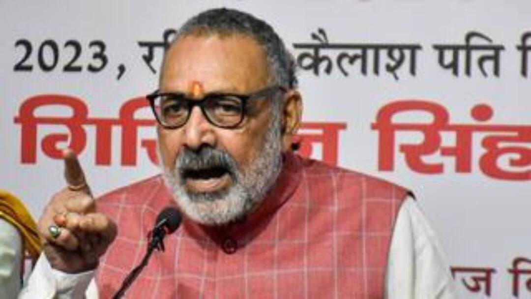 Giriraj Singh: बिहार में ब्रिज गिरने पर गिरिराज सिंह ने किया नीतीश सरकार का बचाव, बोले- पुल कांग्रेस या तेजस्वी… Giriraj SIngh On Bihar Bridge Collapse attacks Lalu yadav says Bridge was made during congress or Tejashwi Government Giriraj Singh: बिहार में ब्रिज गिरने पर गिरिराज सिंह ने किया नीतीश सरकार का बचाव, बोले- पुल कांग्रेस या तेजस्वी…