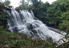 मानसून में छत्तीसगढ़ जाने का है प्लान? बस्तर के ये वाटरफॉल गुफाएं और ऐतिहासिक मंदिर हैं बेस्ट