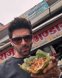 Bhool Bhulaiyaa 3 की शूटिंग के बीच ओरछा में ठेले की चाट एंजॉय करते दिखे Kartik Aaryan, शेयर की तस्वीरें