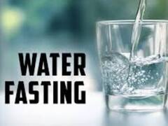 Water Fasting Benefits: ਵਾਟਰ ਫਾਸਟਿੰਗ ਦਾ ਵੱਧ ਰਿਹਾ ਹੈ ਕ੍ਰੇਜ਼, ਕੀ ਤੁਸੀਂ ਜਾਣਦੇ ਹੋ ਕਿ ਇਹ ਕਿੰਨਾ ਹੈ ਸੇਫ?