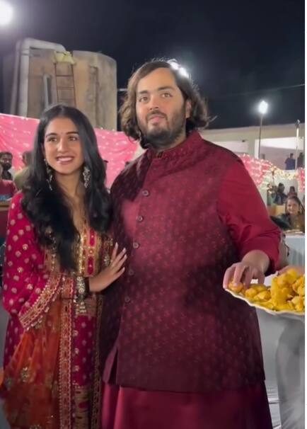 Anant Radhika Wedding: बांधनी घाघरे से लेकर गोल्डन गाउन तक, देखिए राधिका मर्चेंट के ग्लैमरस लुक